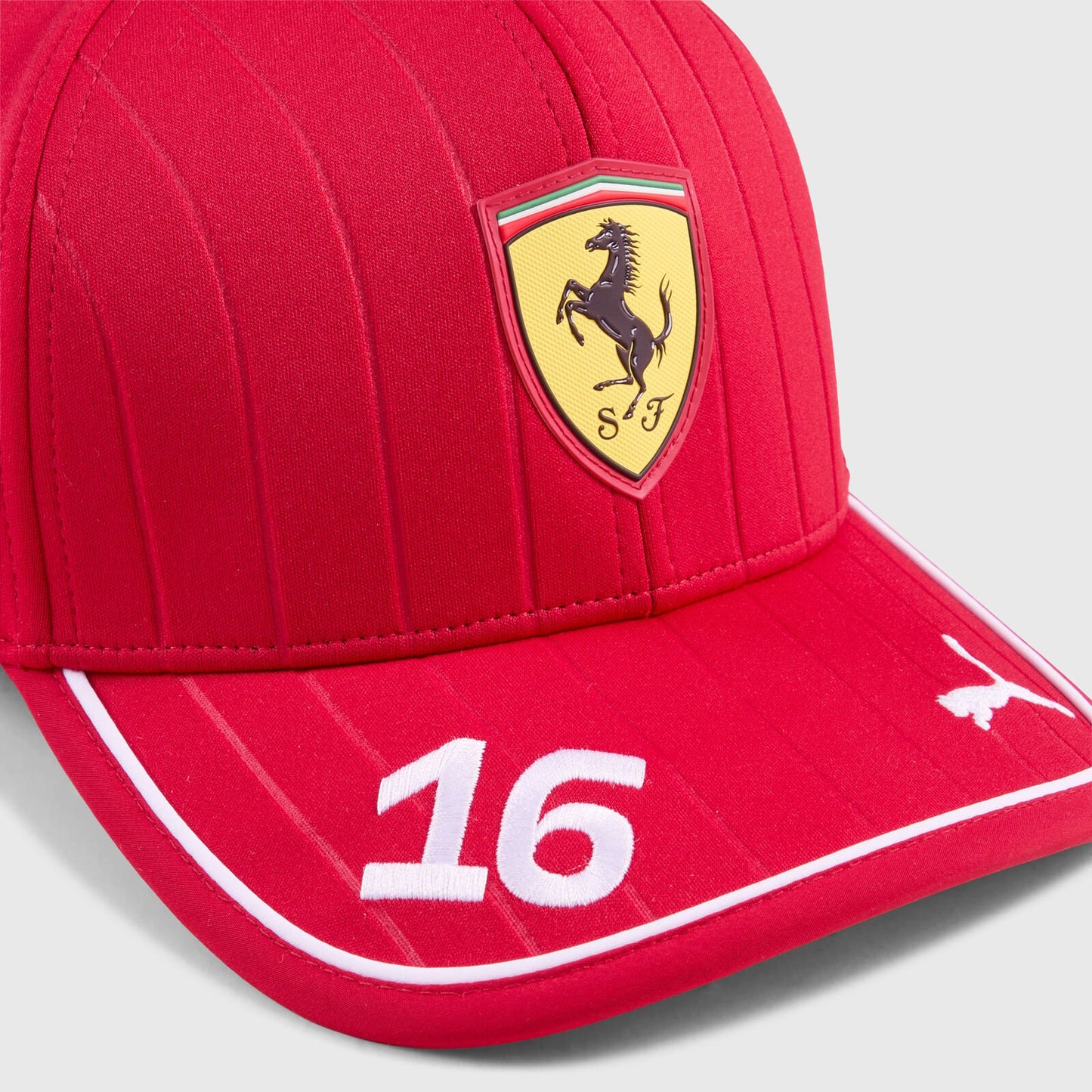 Gorra Charles Leclerc Ferrari F1™ 2025 PUMA Oficial Driver