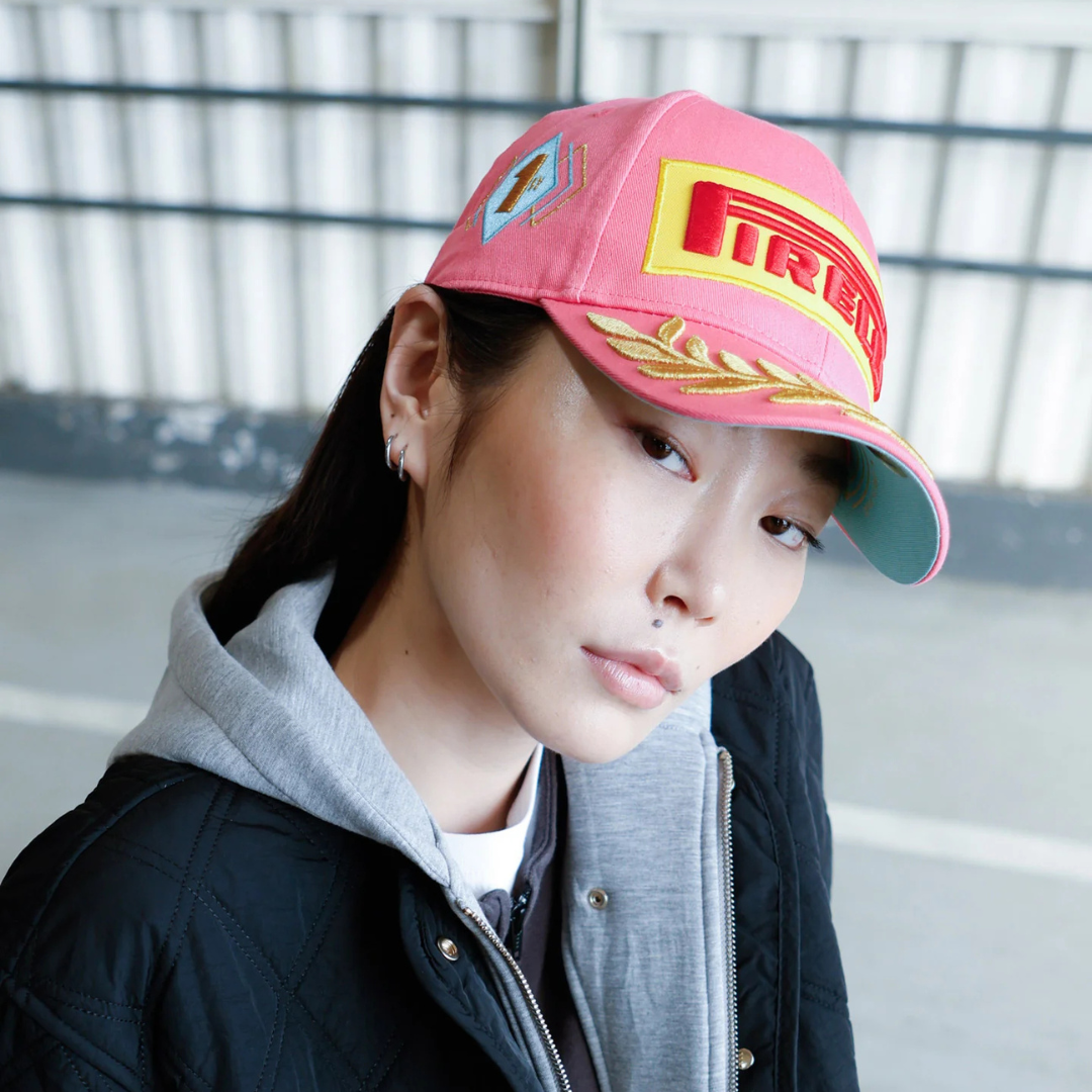 Gorra Pirelli F1™ 2025 GP Miami Podio Oficial Edición Rosa