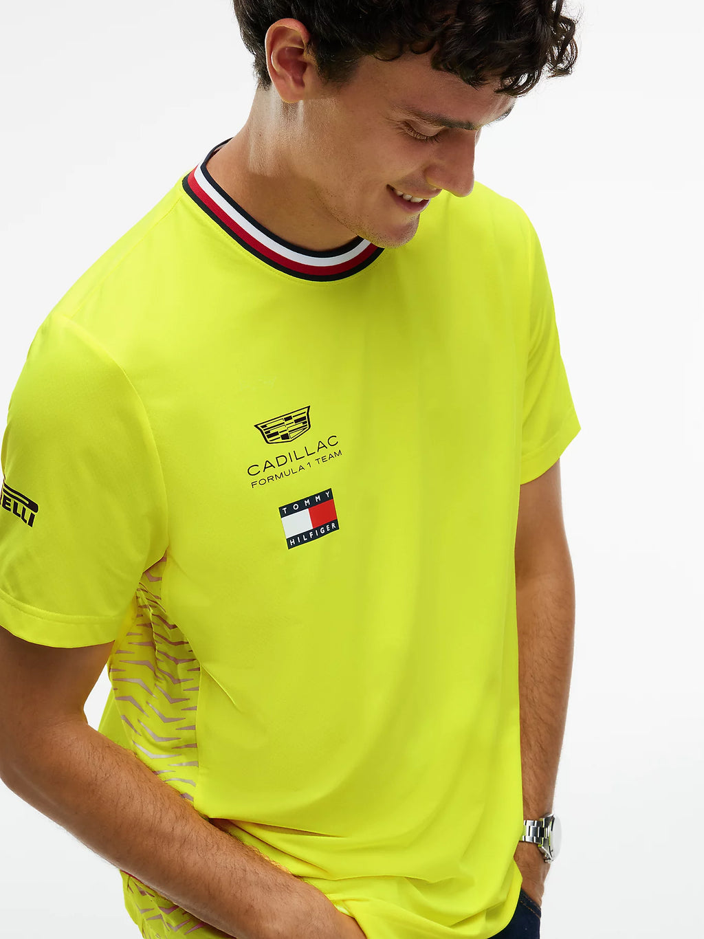 Playera Tommy x Cadillac F1 Team Replica Set Up Amarilla