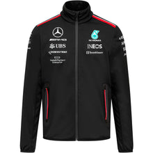 Cargar imagen en el visor de la galería, Mercedes AMG Petronas Chamarra Softshell 2023

